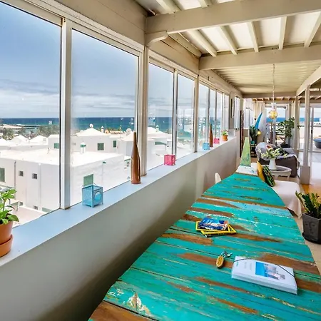 Ocean View Penthouse - Location - 100m To The *