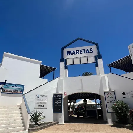 Ocean View Penthouse - Location - 100m To The Costa Teguise