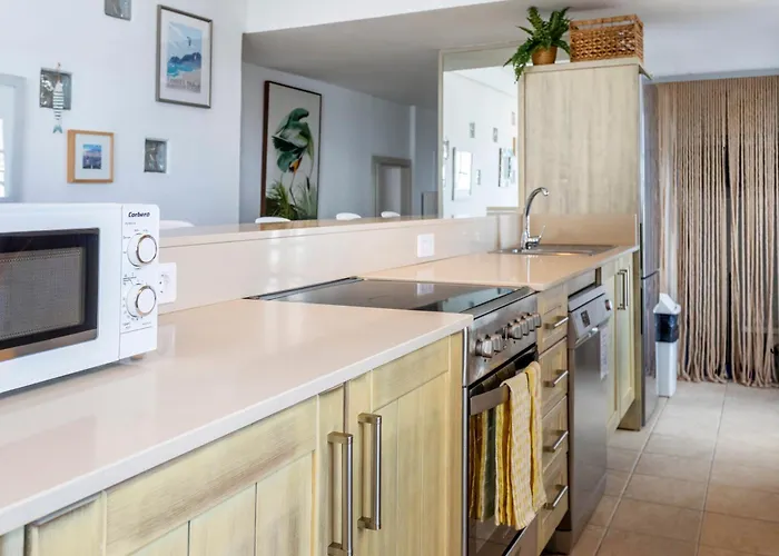 Ocean View Penthouse - Location - 100m To The Apartman *