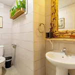 Ocean View Penthouse - Location - 100m To The
