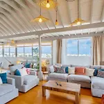 Apartment Ocean View Penthouse - Location - 100m To The